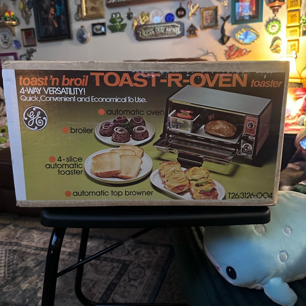 GE Toast-R-Oven Toaster with Broiler